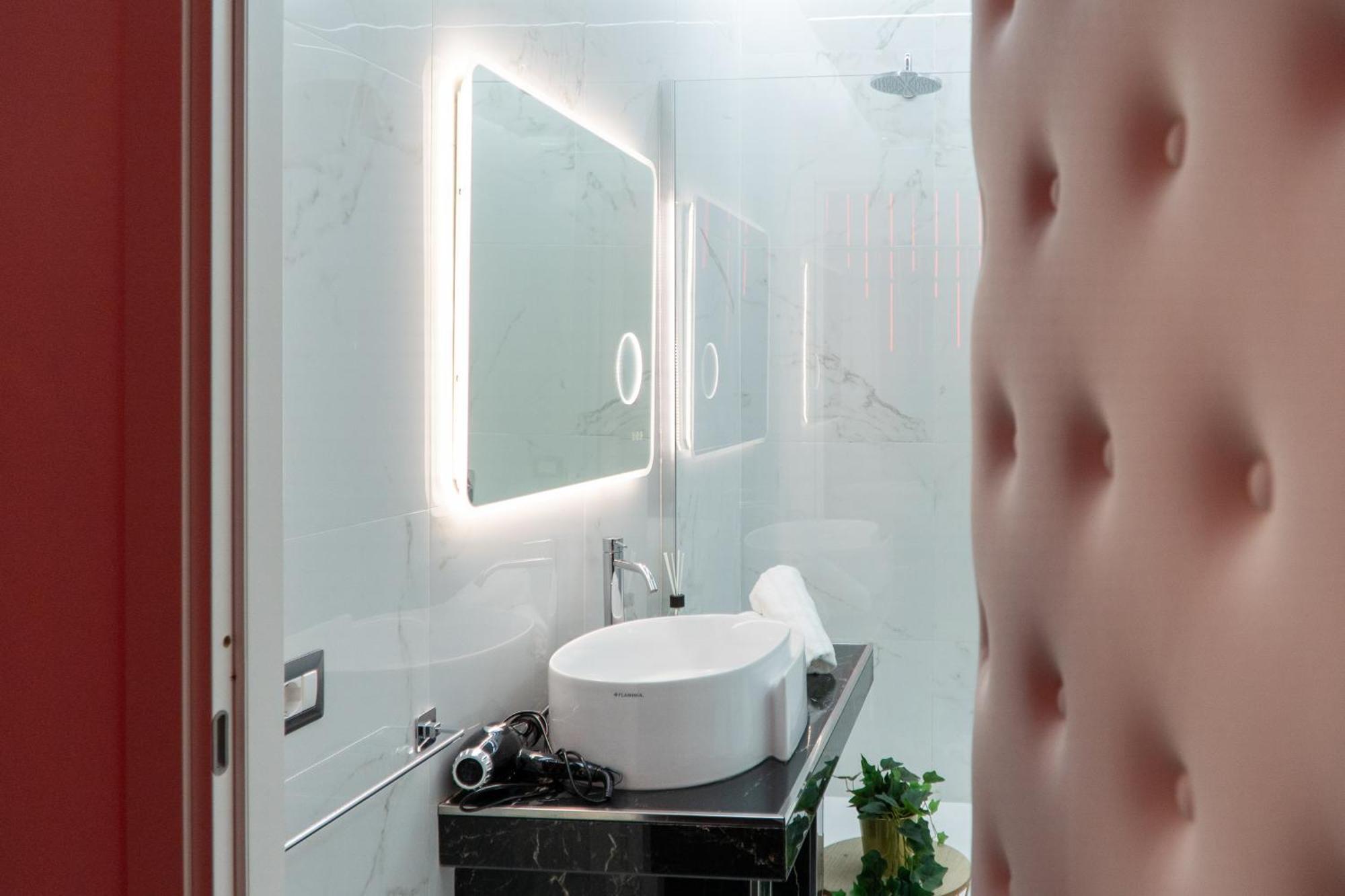 Suite Luxury Bdsm Rome Exterior photo