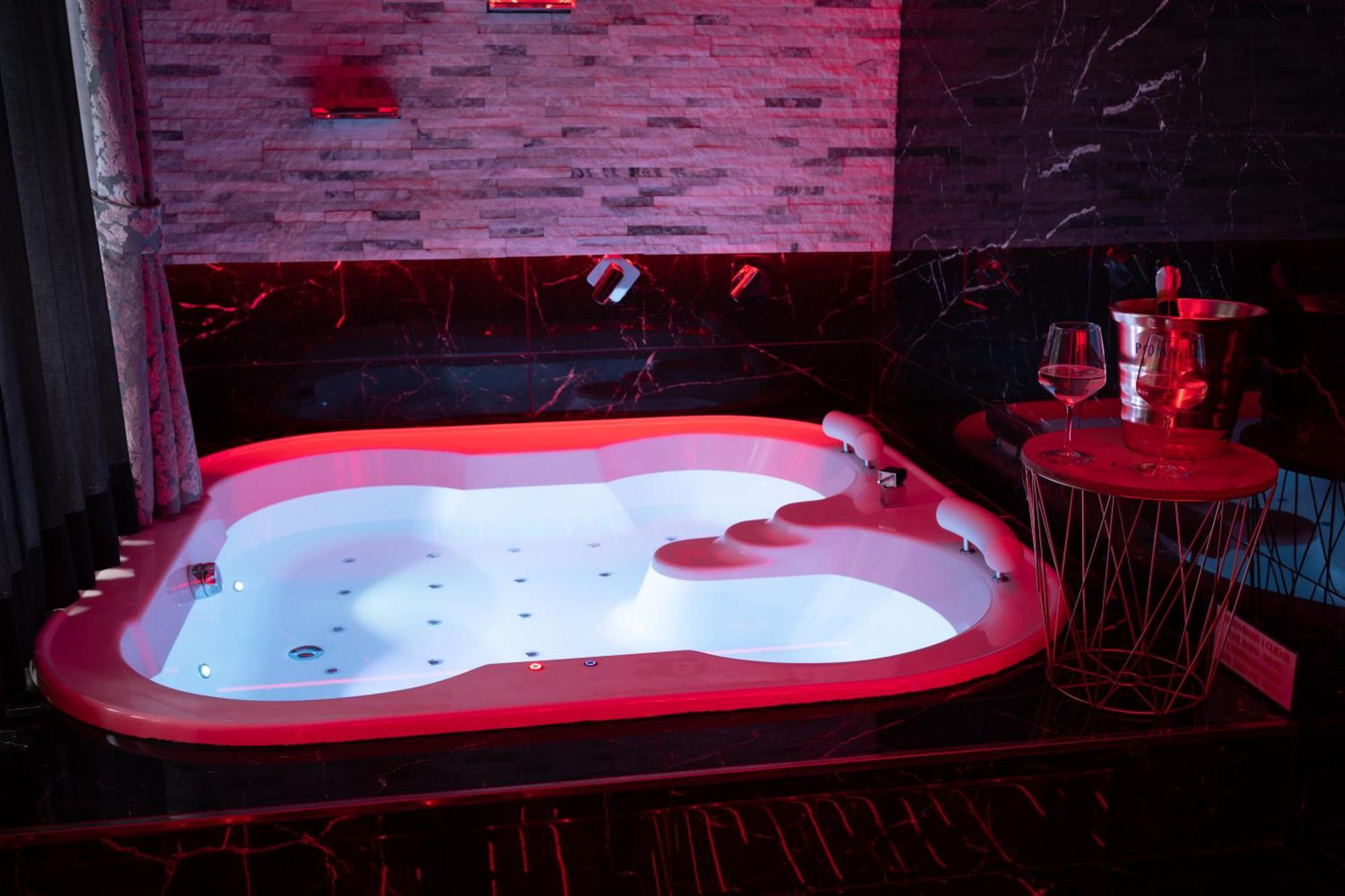 Suite Luxury Bdsm Rome Exterior photo